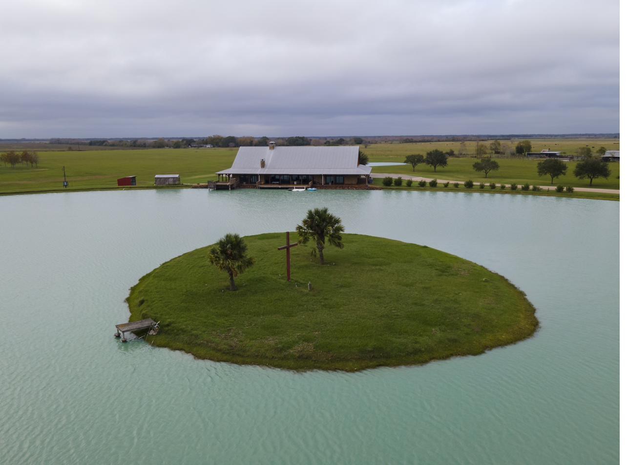 The island in the lake
