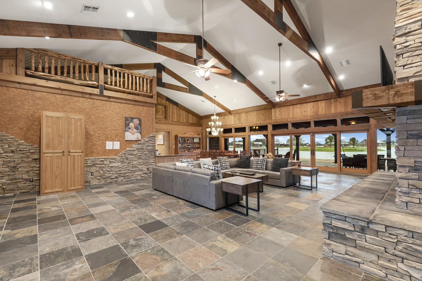 Lodge living room